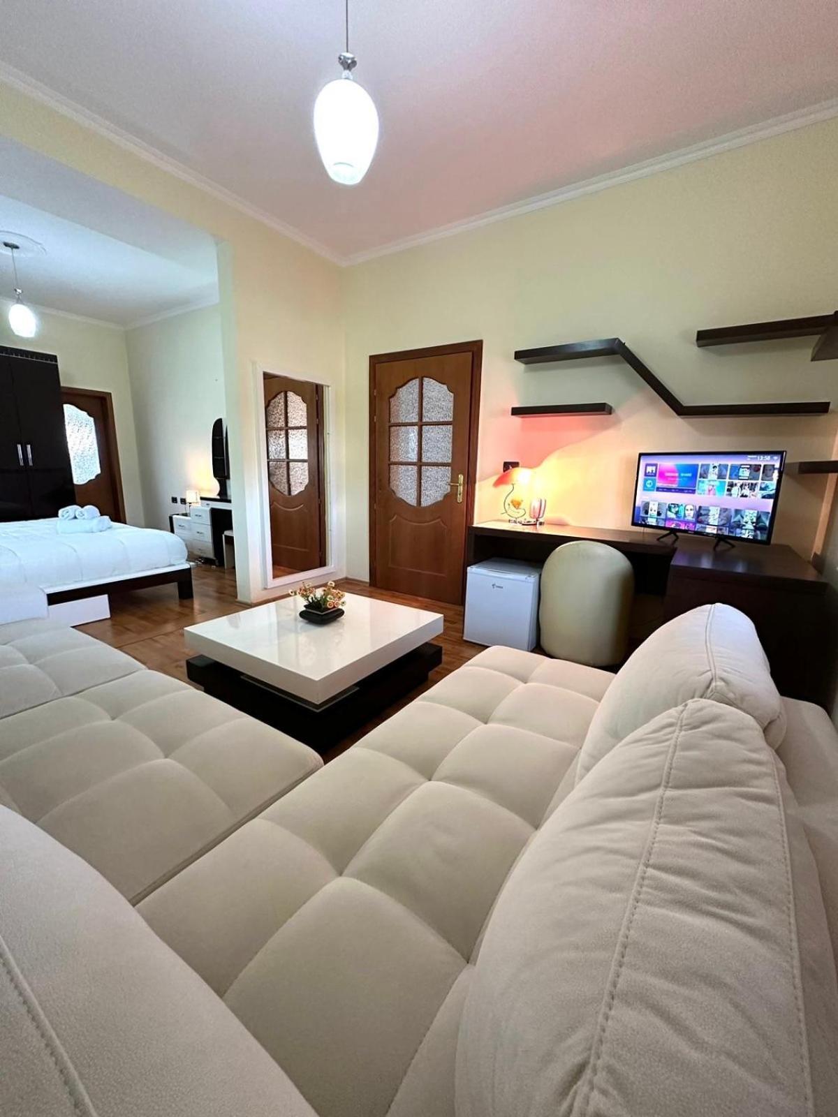 Guest House Pulake Berat Dış mekan fotoğraf