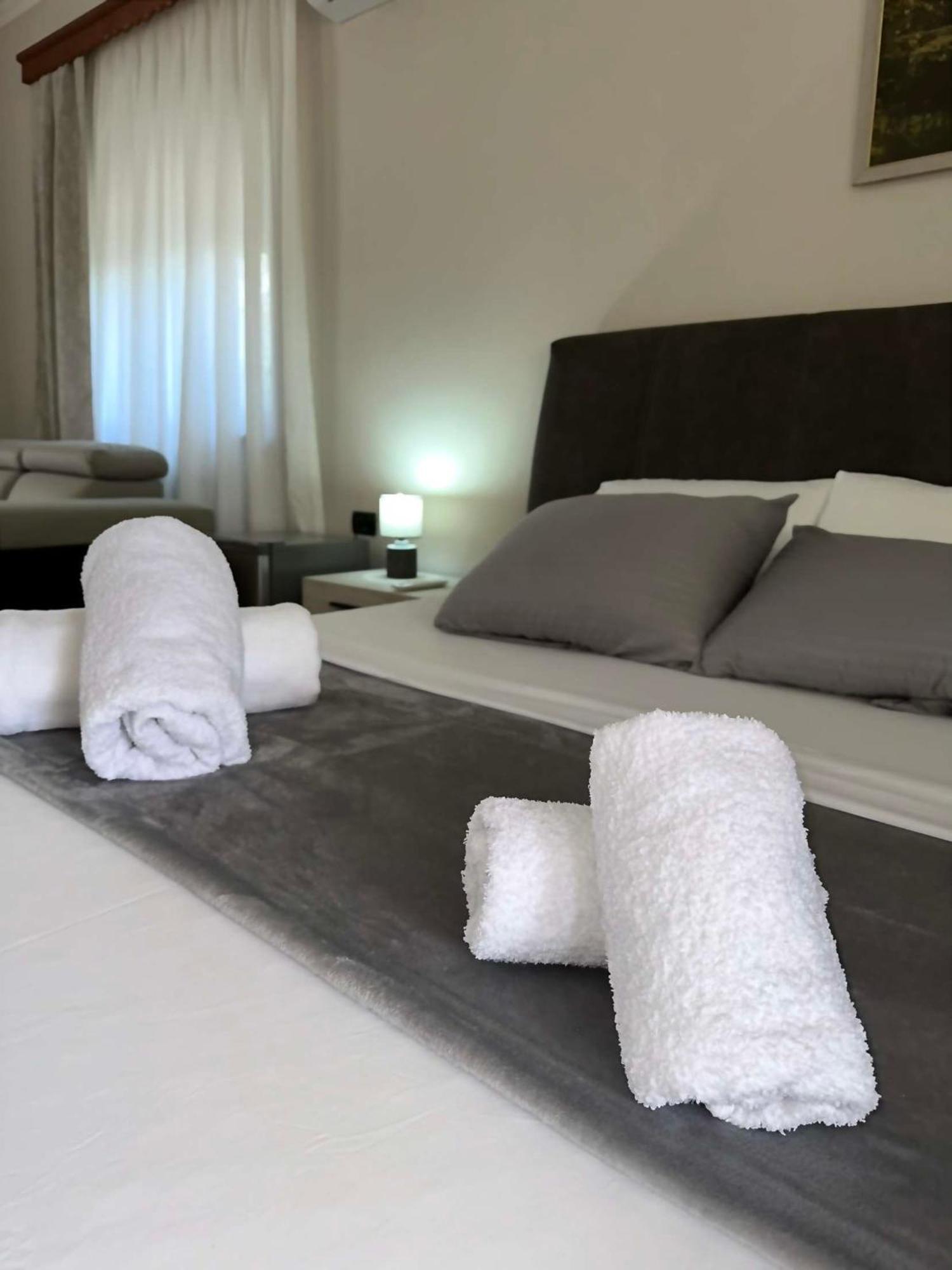 Guest House Pulake Berat Dış mekan fotoğraf