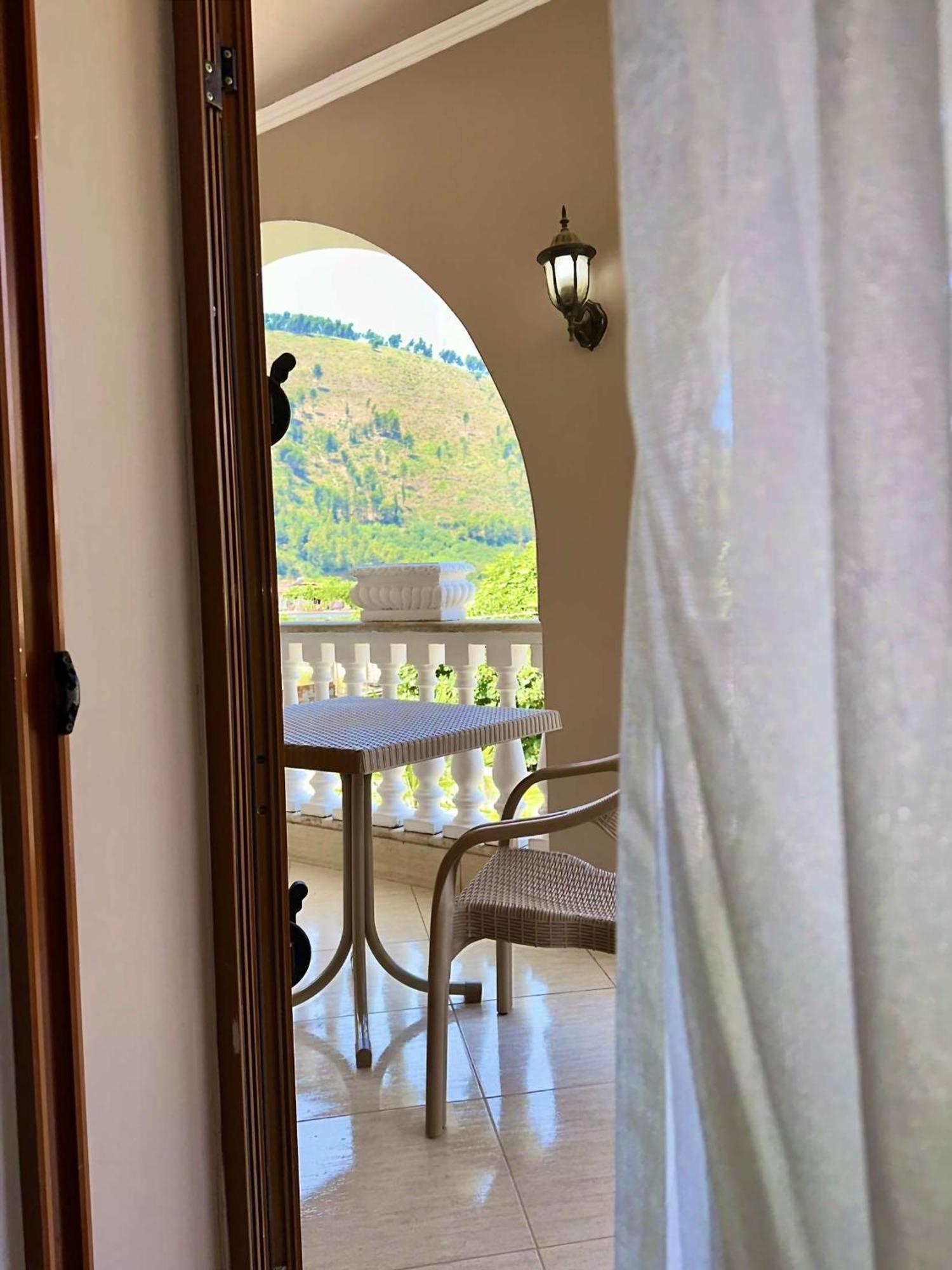 Guest House Pulake Berat Dış mekan fotoğraf