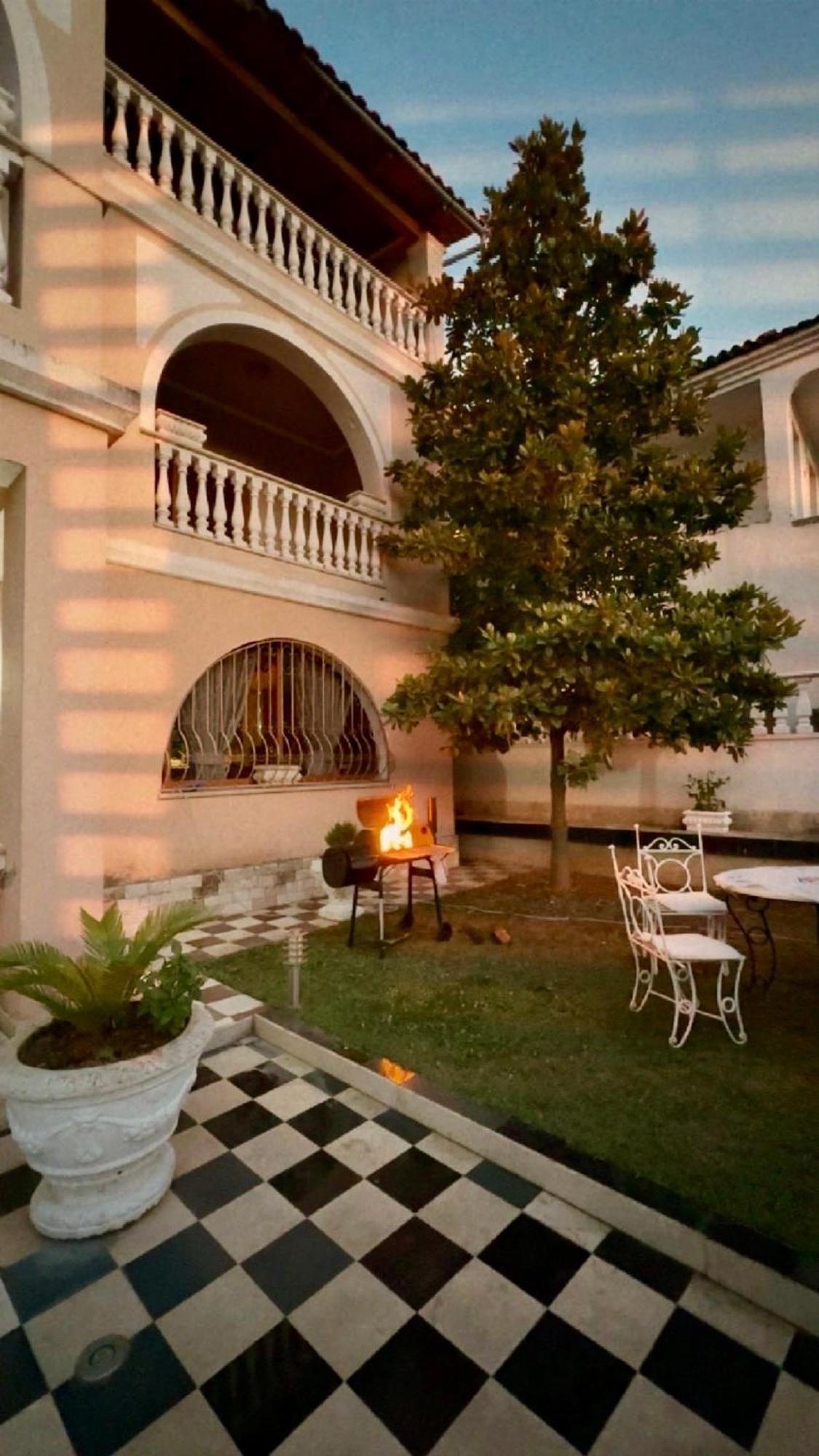 Guest House Pulake Berat Dış mekan fotoğraf